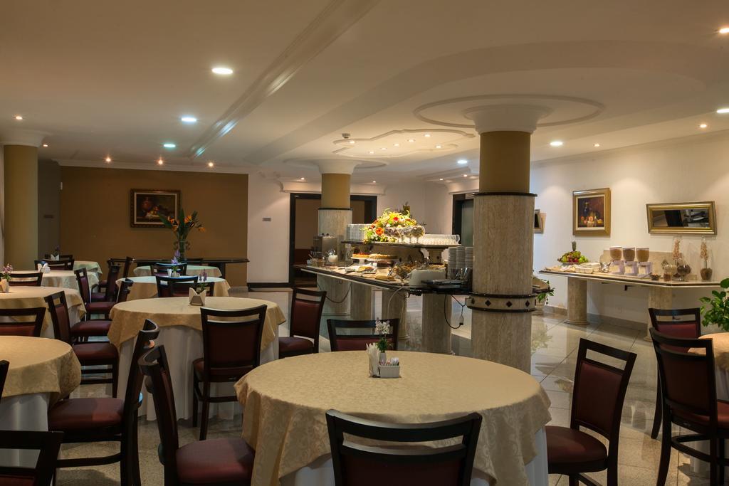 Grande Hotel グアラプアバ エクステリア 写真