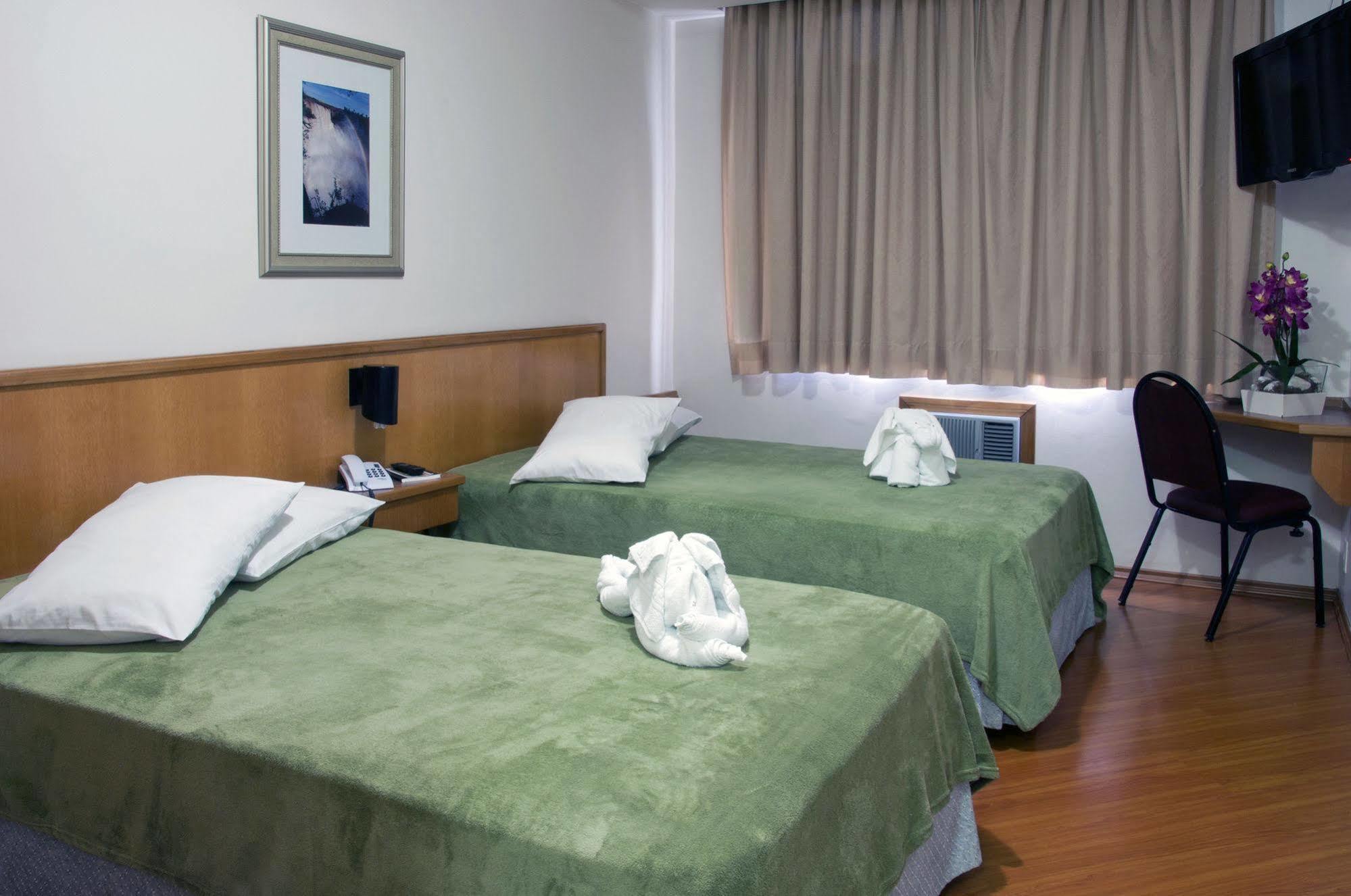 Grande Hotel グアラプアバ エクステリア 写真